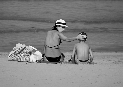 Nhiếp ảnh gia Nguyễn An Di - Street Life Mothers love 